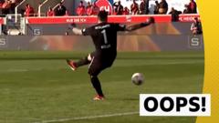 Bundesliga keeper concedes unfortunate own goal
