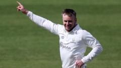 Crane five-for gives Glamorgan edge against Yorkshire