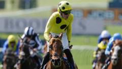 Loughnane, 20, wins 2,000 Guineas on Bow Echo