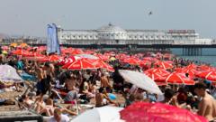 South East lives at risk as amber heat warning issued