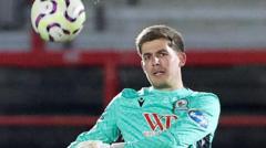 Tranmere extend keeper Barrett's loan deal