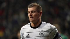 Kroos announces Germany international comeback