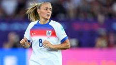 'No crisis' but England 'underperformed' in France loss
