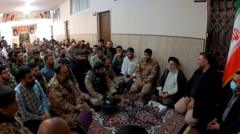 د﻿ر عکسی که تسنیم منتشر کرده، برخی از اعضای یگان ویژه فاتحین، لباس نظامی به تن دارند