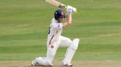 Allison hits century as Essex set Surrey huge target