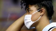 Mulhermega da virada 31 12 2024máscara