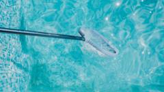 Swimming pool closed to 'diarrhoea incident'