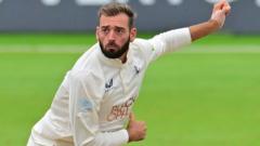 County Championship, day four - Kent & Middlesex in relegation battle, radio & text