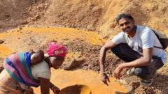 ఆఫ్రికాలో ఓ మహిళతో ఉమా ప్రసాద్