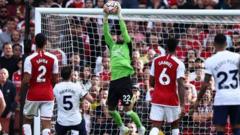 Arsenal draw 2-2 wit Tottenham for north London derby