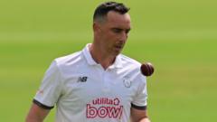 Abbott puts Hampshire on top against Somerset