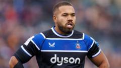 Bath’s Lawrence denies cheating to get Mitchell sin-binned