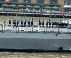 German Navy blasts out Darth Vader theme on Thames