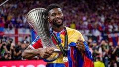 Lerma agrees new contract
