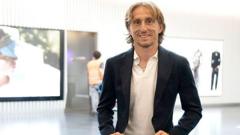 Modric completes AC Milan move on one-year deal