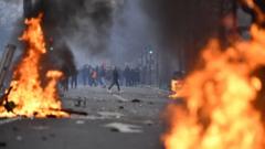 беспорядки в центре Парижа
