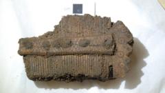 Roman skeletons found in Lincoln are 'most significant in years' - BBC News