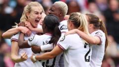 Late Cooke header helps West Ham to WSL safety