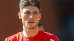 Walsall midfielder Earing signs new contract