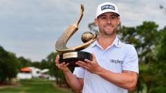 Fleetwood misses out as Moore claims Valspar title