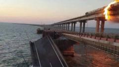 Фотография Крымского моста, которую опубликовал Михаил Подоляк