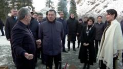 Президент Мирзиёев ва Жапаров рафиқалари билан Бишкек яқинидаги "Ала-Арча"да