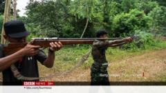 အဆက်အသွယ်ပြတ်တောက်နေတဲ့ ပင်လည်ဘူးနဲ့ ဝန်းသို ဘက်က အခြေအနေ