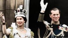 تاج پوشی کے بعد 2 جون 1953 کو ملکہ برطانیہ الزبتھ دوم اپنے شوہر ڈیوک آف ایڈنبرا کے ساتھ