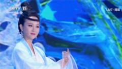 지난달 중국의 경극 배우 추란란이 40세의 나이에 세상을 떠났다