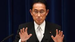 Ông Fumio Kishida, Thủ tướng Nhật Bản, phát biểu trong một cuộc họp báo tại dinh thự chính thức của thủ tướng hôm 04 /10/2021 tại Tokyo, Nhật Bản.