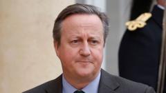 Cameron meets Israel minister after Gaza aid warning