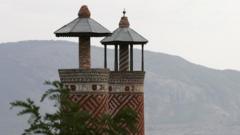 Минареты шушинской мечети в Карабахе