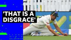 Starc catch overturned - but was TV umpire right?