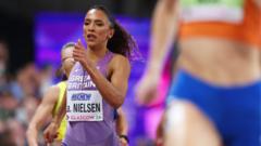 Watch: World Indoor Championships - GB in women's 4x400m relay heats