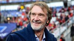 Ratcliffe considering Man Utd minority stake offer