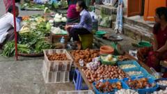ကုန်စျေးနှုန်းတွေ က တရိပ်ရိပ်တက်လာ
