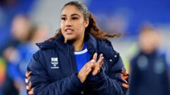 Man Utd sign George & Guerrero on deadline day