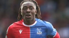 Eze signs new deal with Crystal Palace until 2027