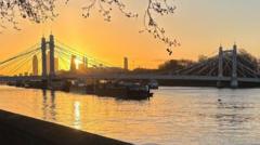 With Albert Bridge now shut for a year, what is going on with London's crossings?