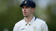 Derbyshire set to break Championship win drought against Glamorgan