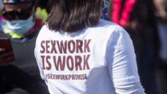 Sex workers don dey wan make goment decriminalise prostitution 