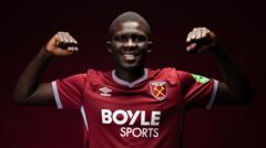 West Ham sign Senegal international Diouf for £19m