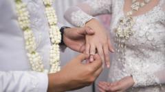 ก﻿ารมีเพศสัมพันธ์นอกสมรส ถือว่าผิดกฎหมายในอินโดนีเซีย