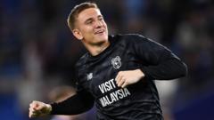 Goalkeeper Turner signs new Cardiff City deal