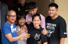 terpidana-mati-kasus-narkotika-mary-jane-veloso-tiba-di-filipina-saya-berharap-presiden-marcos-memberi-grasi