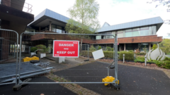 What should be done with the empty county hall?