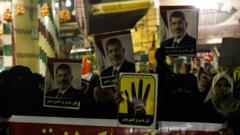 M﻿ısır'da Muhammed Mursi destekçileri tarafından düzenlenen bir gösteri 