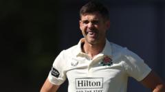 Derbyshire hold out for draw with Lancashire