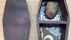 Abbot's kneecap returned 70 years after being stolen