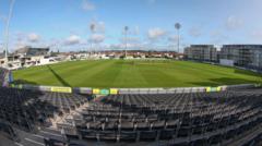 Gloucs v Northants abandoned over pitch safety